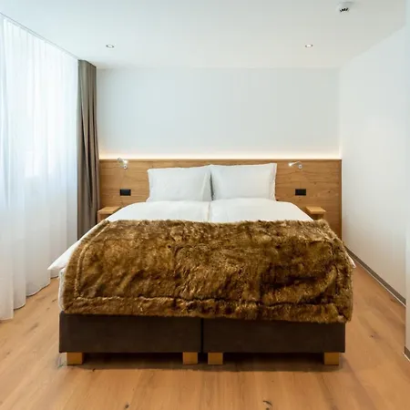 Luxury Colosseo Ζερμάτ