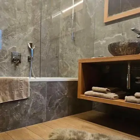 Luxury Colosseo Ζερμάτ