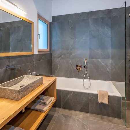 Lägenhet Luxury Colosseo *